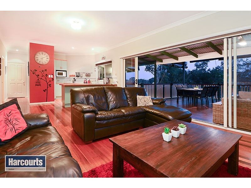 20 Fleetwood Court, Ferny Hills QLD 4055