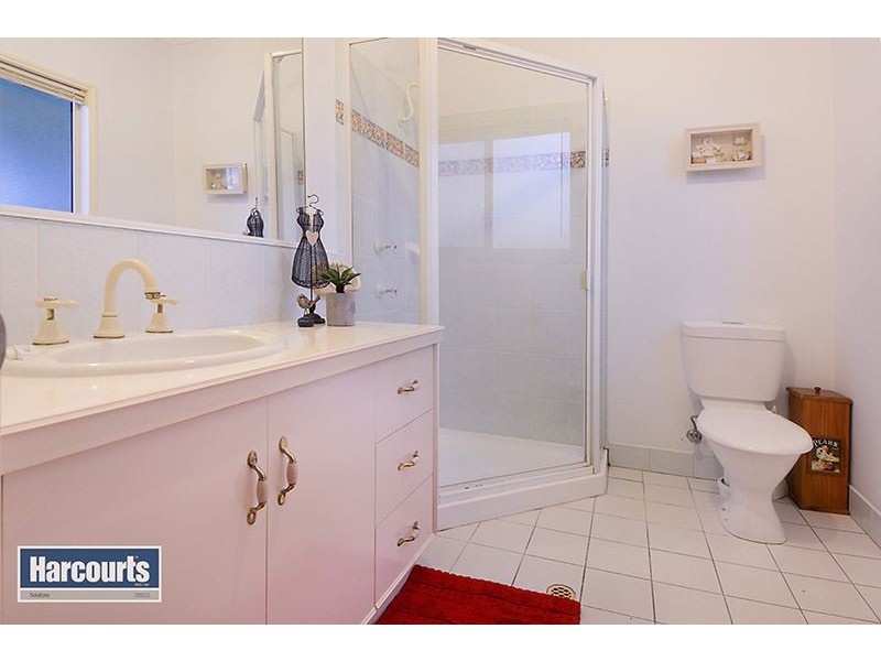 20 Fleetwood Court, Ferny Hills QLD 4055