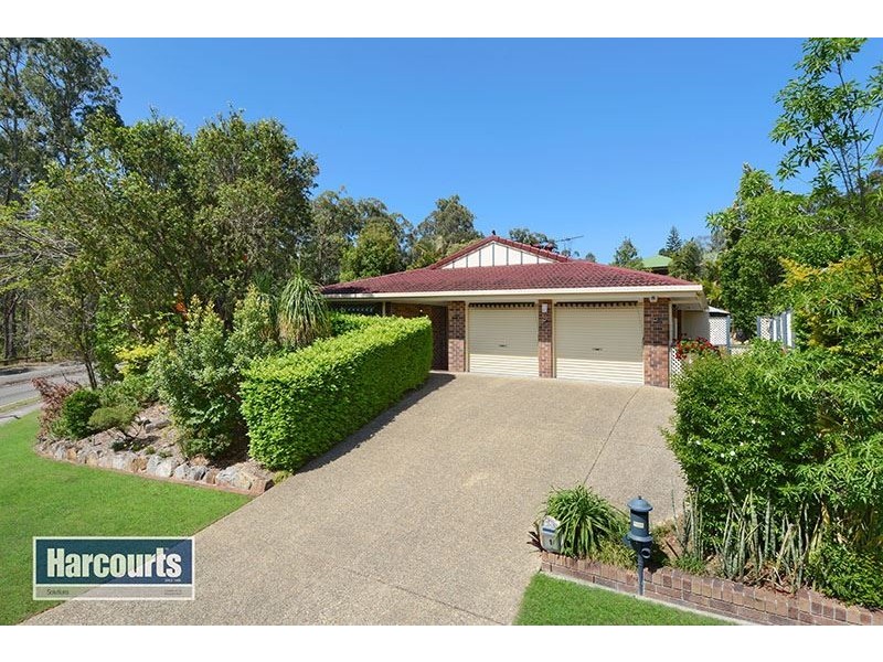 1 Woodvale Court, Everton Hills QLD 4053