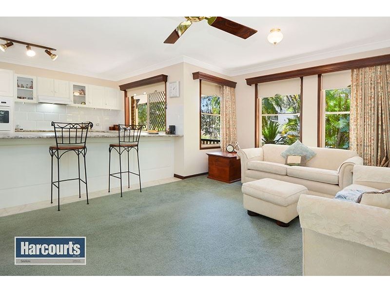 1 Woodvale Court, Everton Hills QLD 4053