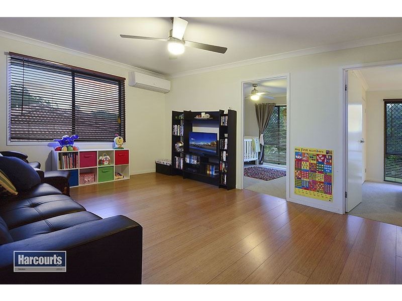 16 Cassinia Court, Eatons Hill QLD 4037