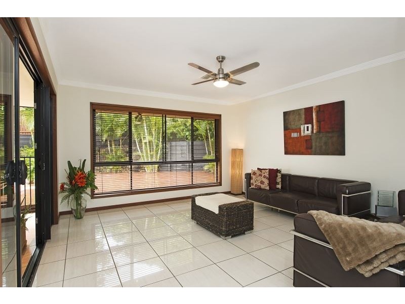 42 Country Club Drive, Albany Creek QLD 4035