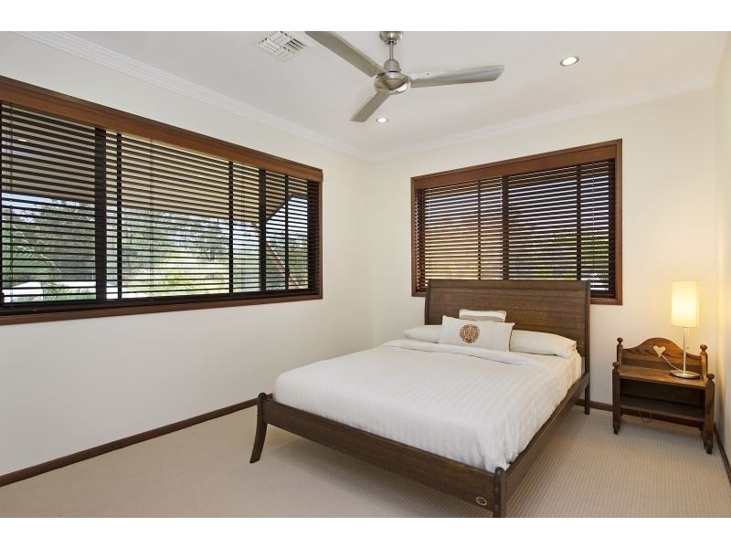 42 Country Club Drive, Albany Creek QLD 4035