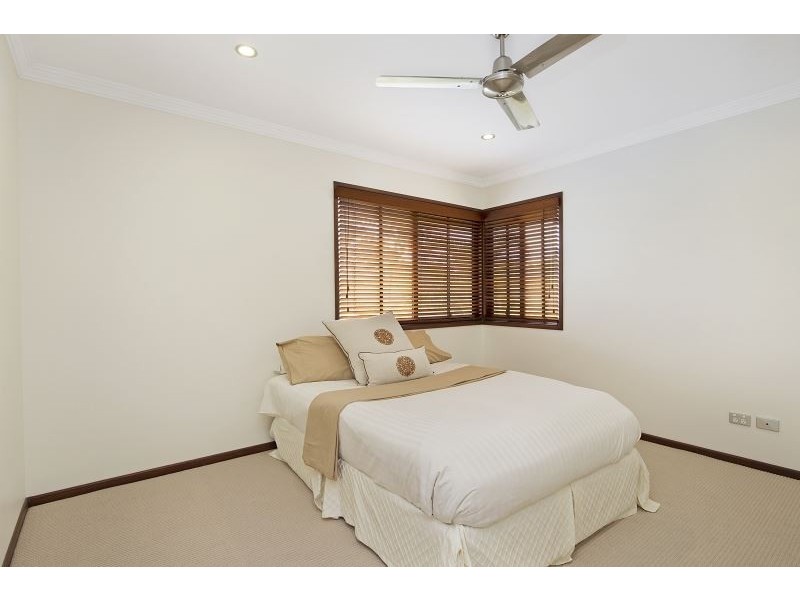 42 Country Club Drive, Albany Creek QLD 4035