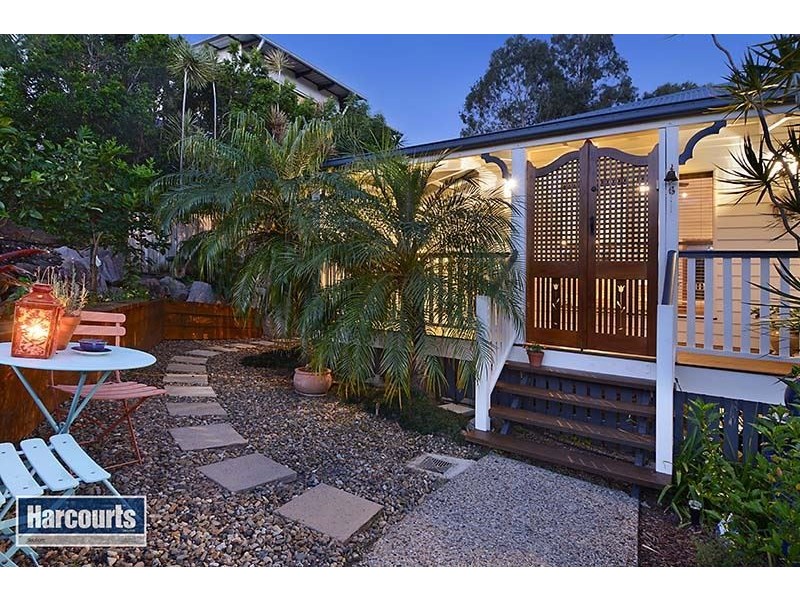 6 Bluewood Court, Ferny Hills QLD 4055