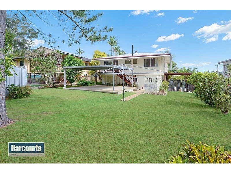 12 Burloo Crescent, Ferny Hills QLD 4055
