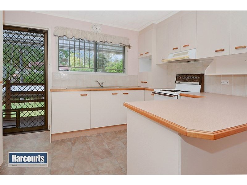 12 Burloo Crescent, Ferny Hills QLD 4055