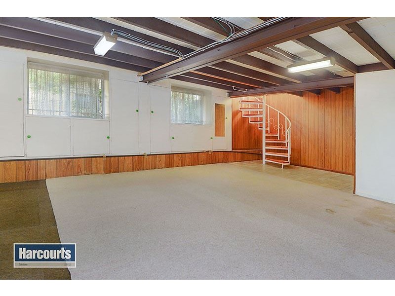 12 Burloo Crescent, Ferny Hills QLD 4055
