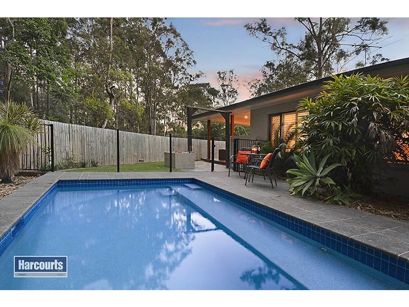 11 Colvillea Court, Everton Hills QLD 4053