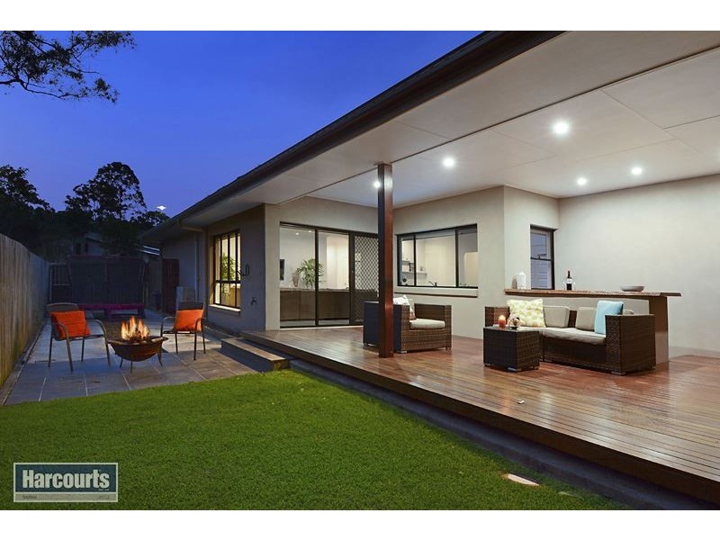 11 Colvillea Court, Everton Hills QLD 4053