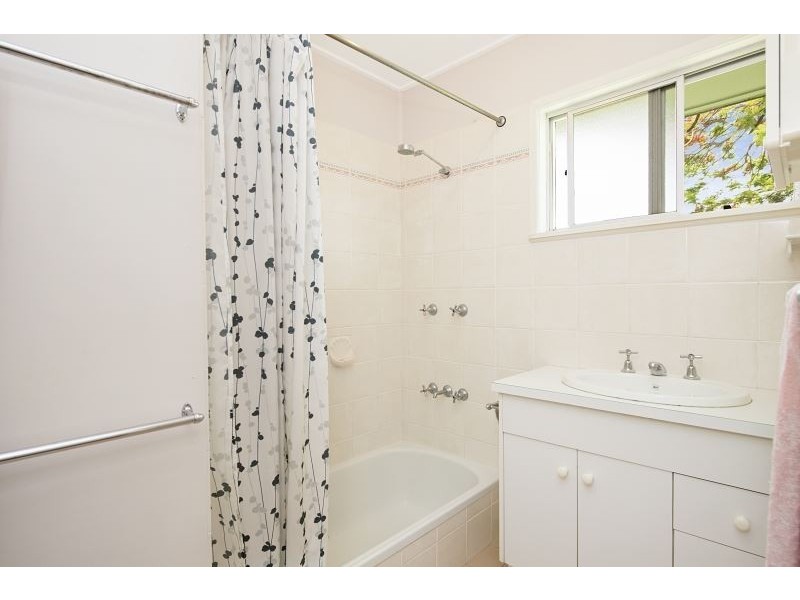 482 – 484 Earnshaw Road, Nudgee QLD 4014