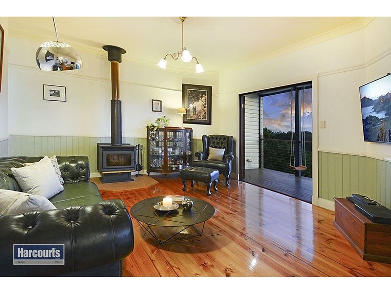 69 Blackwood Drive, Ferny Hills QLD 4055