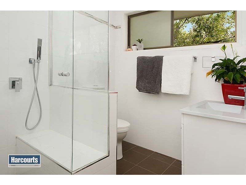 35 Fergus Street, Keperra QLD 4054