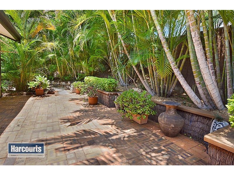 8 Tarnee Street, Ferny Hills QLD 4055