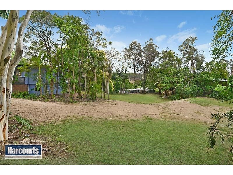 4 – 6 Walkers Road, Everton Hills QLD 4053