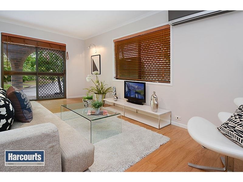 46 Rinavore Street, Ferny Grove QLD 4055