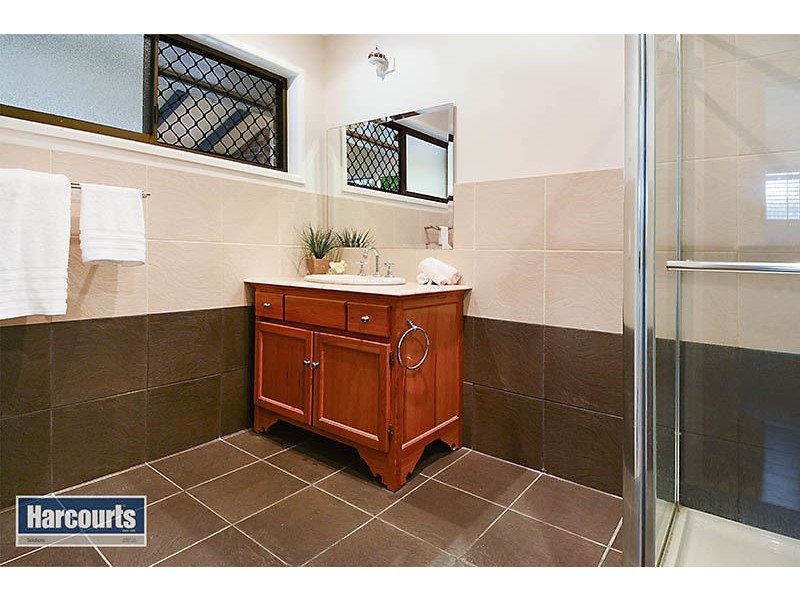 46 Rinavore Street, Ferny Grove QLD 4055