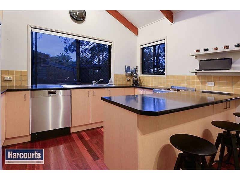 77 Hutton Road, Ferny Hills QLD 4055