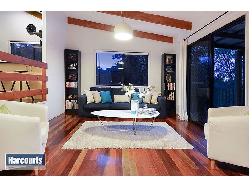 77 Hutton Road, Ferny Hills QLD 4055