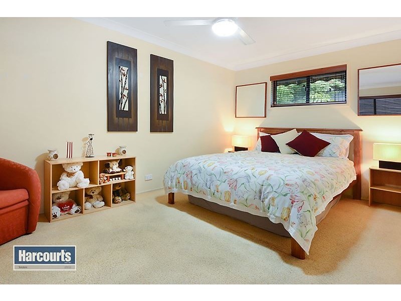 23 Folkstone Avenue, Albany Creek QLD 4035