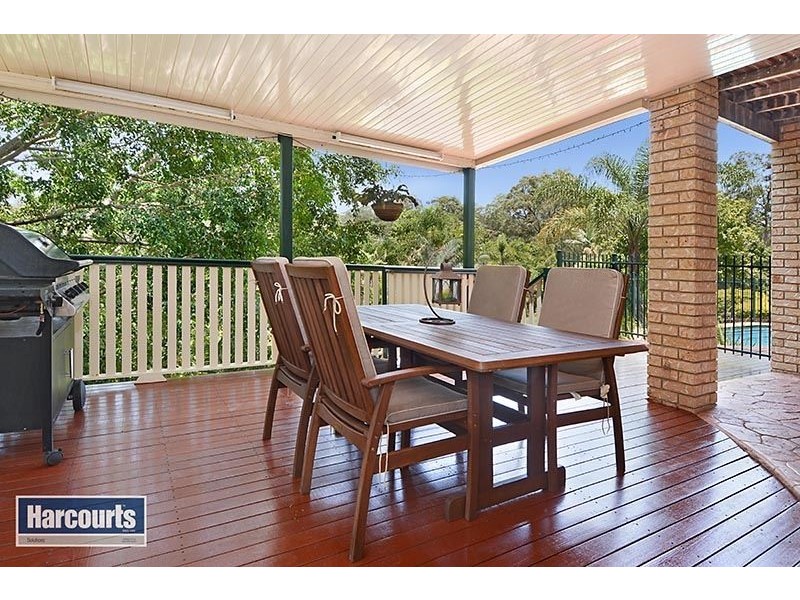 16 Lynwood Court, Ferny Hills QLD 4055