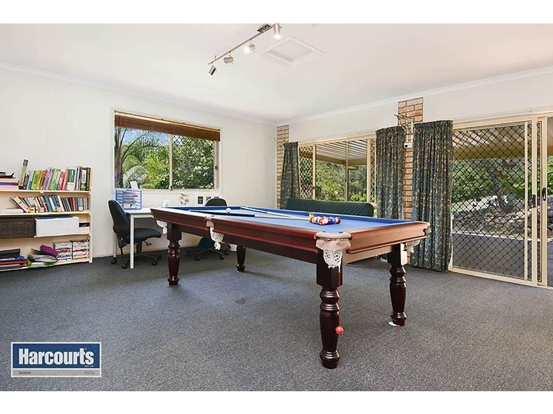 16 Lynwood Court, Ferny Hills QLD 4055