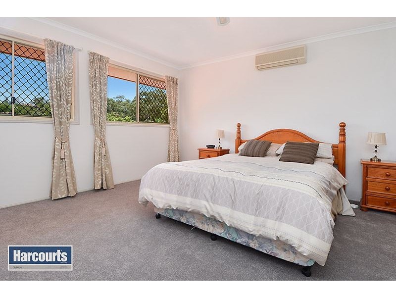 16 Lynwood Court, Ferny Hills QLD 4055