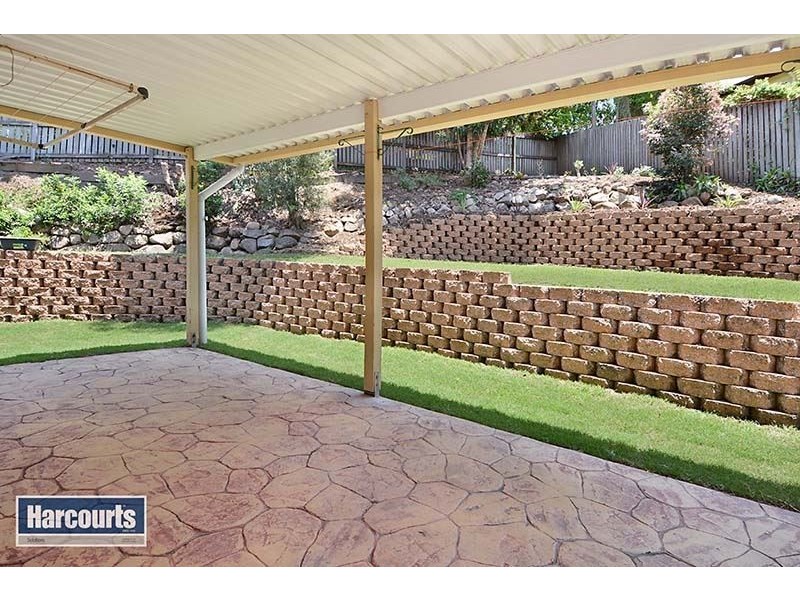 16 Lynwood Court, Ferny Hills QLD 4055