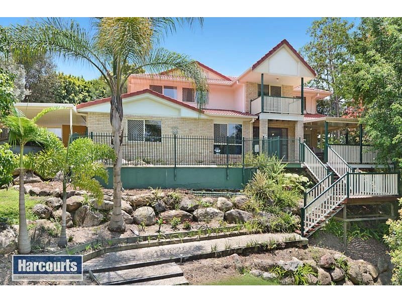 16 Lynwood Court, Ferny Hills QLD 4055