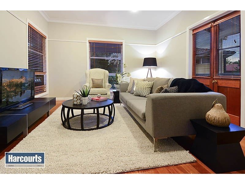 18 Mindi Court, Cashmere QLD 4500
