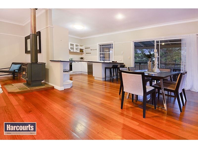 18 Mindi Court, Cashmere QLD 4500