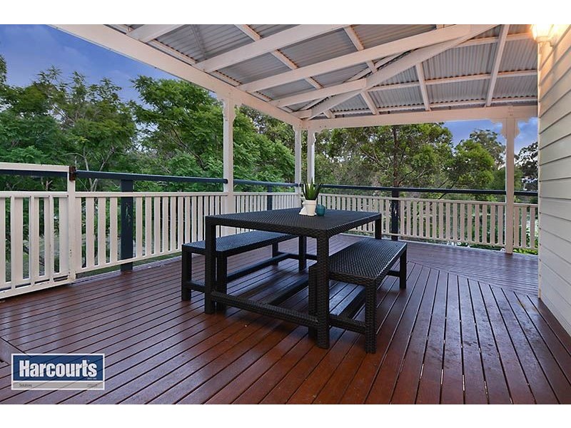18 Mindi Court, Cashmere QLD 4500