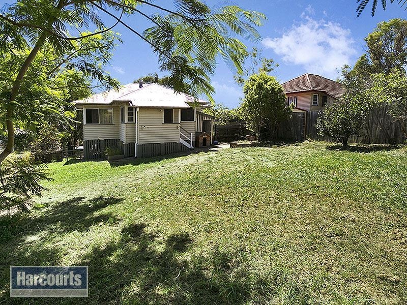 8 Dawson Parade, Keperra QLD 4054