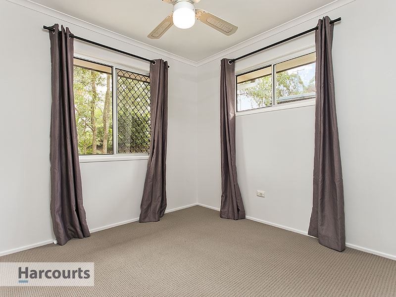 7 Tuan Court, Ferny Hills QLD 4055