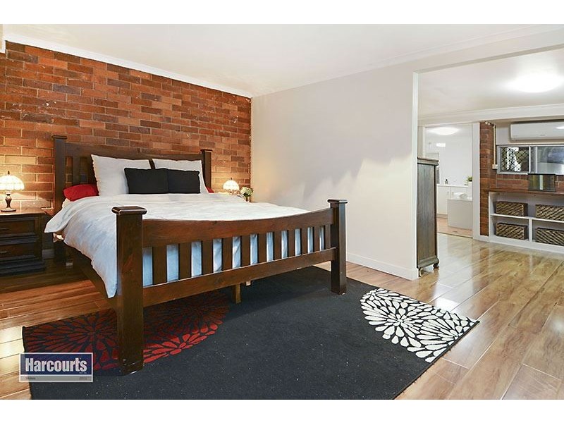 33 Tarnook Drive, Ferny Hills QLD 4055