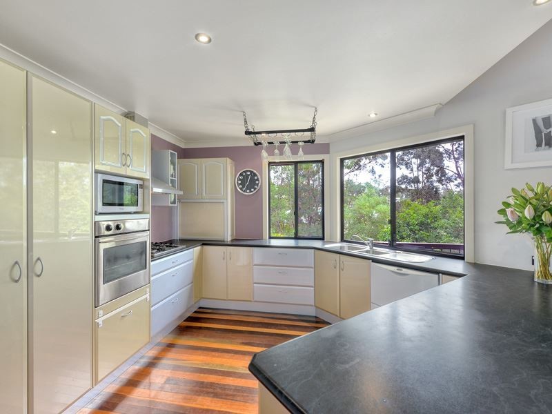 4a Woodburn Place, Ferny Hills QLD 4055