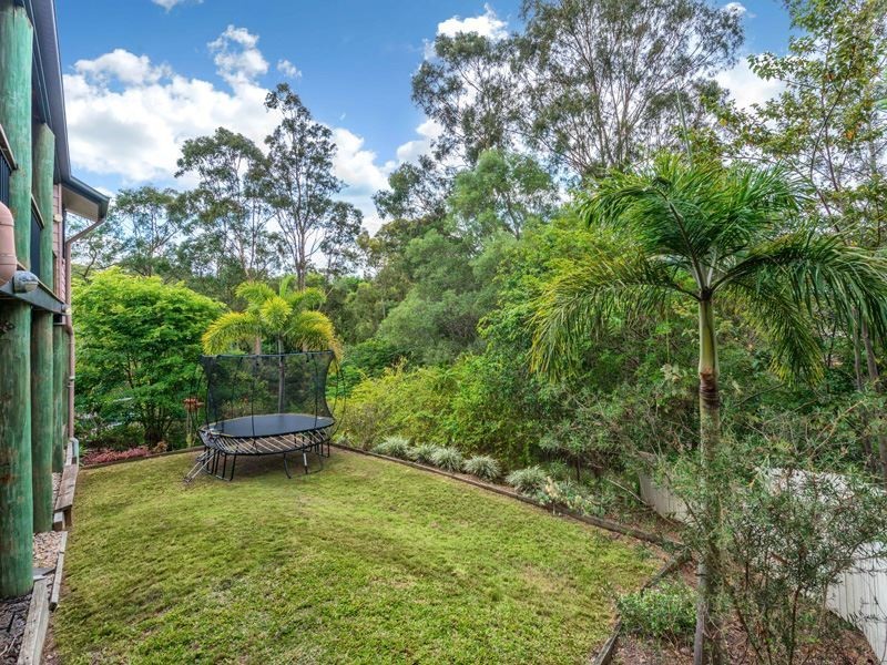 4a Woodburn Place, Ferny Hills QLD 4055