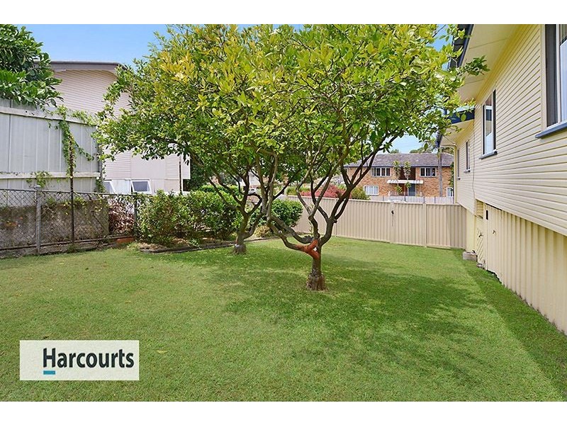 6 Risdon Street, Chermside West QLD 4032