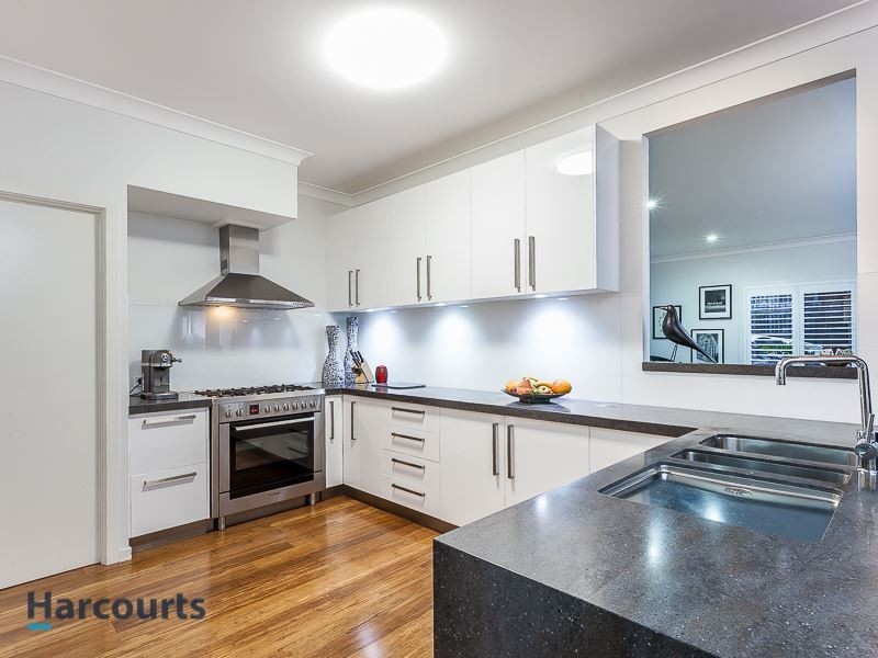 27 Cienna Place, Bridgeman Downs QLD 4035