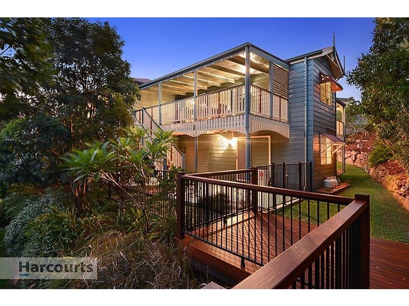 16 Cranwood Court, Ferny Hills QLD 4055