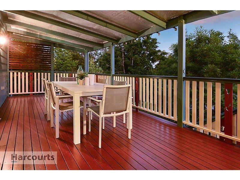 16 Cranwood Court, Ferny Hills QLD 4055