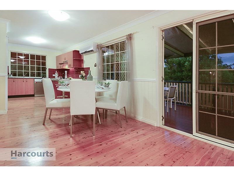 16 Cranwood Court, Ferny Hills QLD 4055