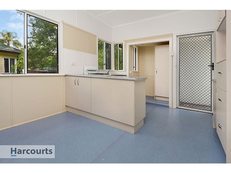 17 Doorey Street, Keperra QLD 4054