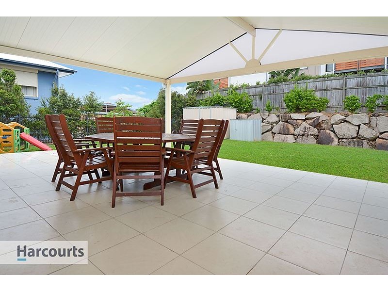 3 Davidson Close, Arana Hills QLD 4054