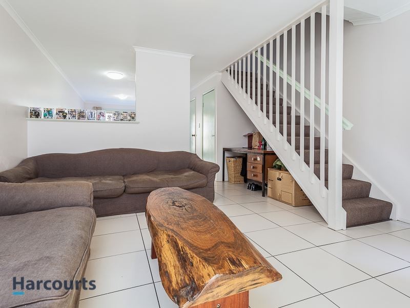 2/22 Mortimer Street, Caboolture QLD 4510