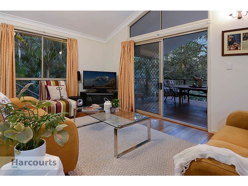 34 Montego Court, Eatons Hill QLD 4037