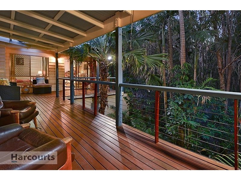 34 Montego Court, Eatons Hill QLD 4037