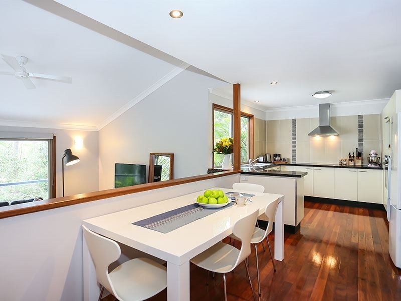 35 Leonarda Drive, Ferny Hills QLD 4055