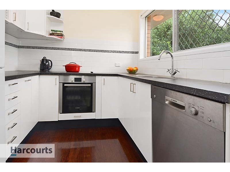 30 Kylie Avenue, Ferny Hills QLD 4055