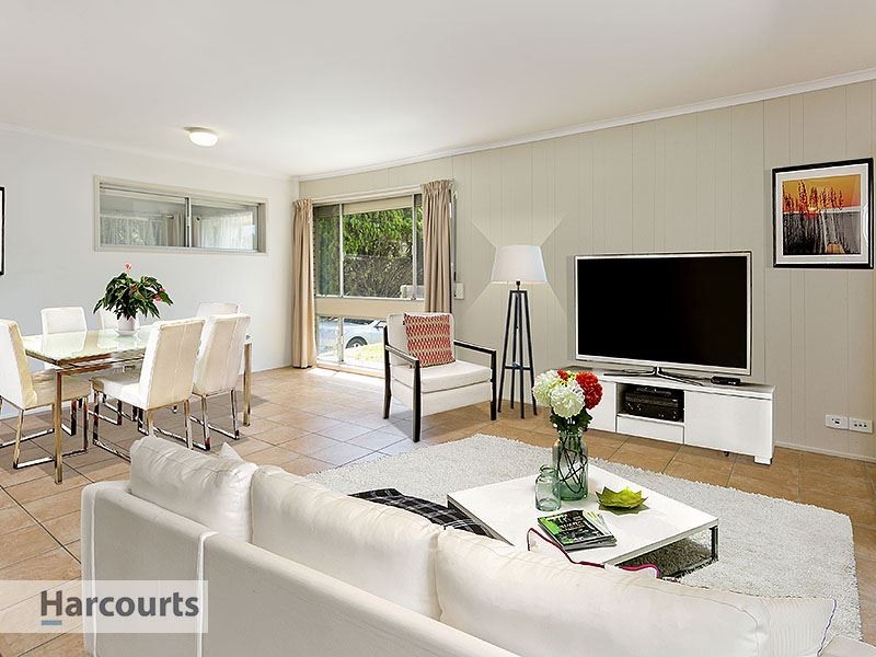 10 Bunowen Street, Ferny Grove QLD 4055